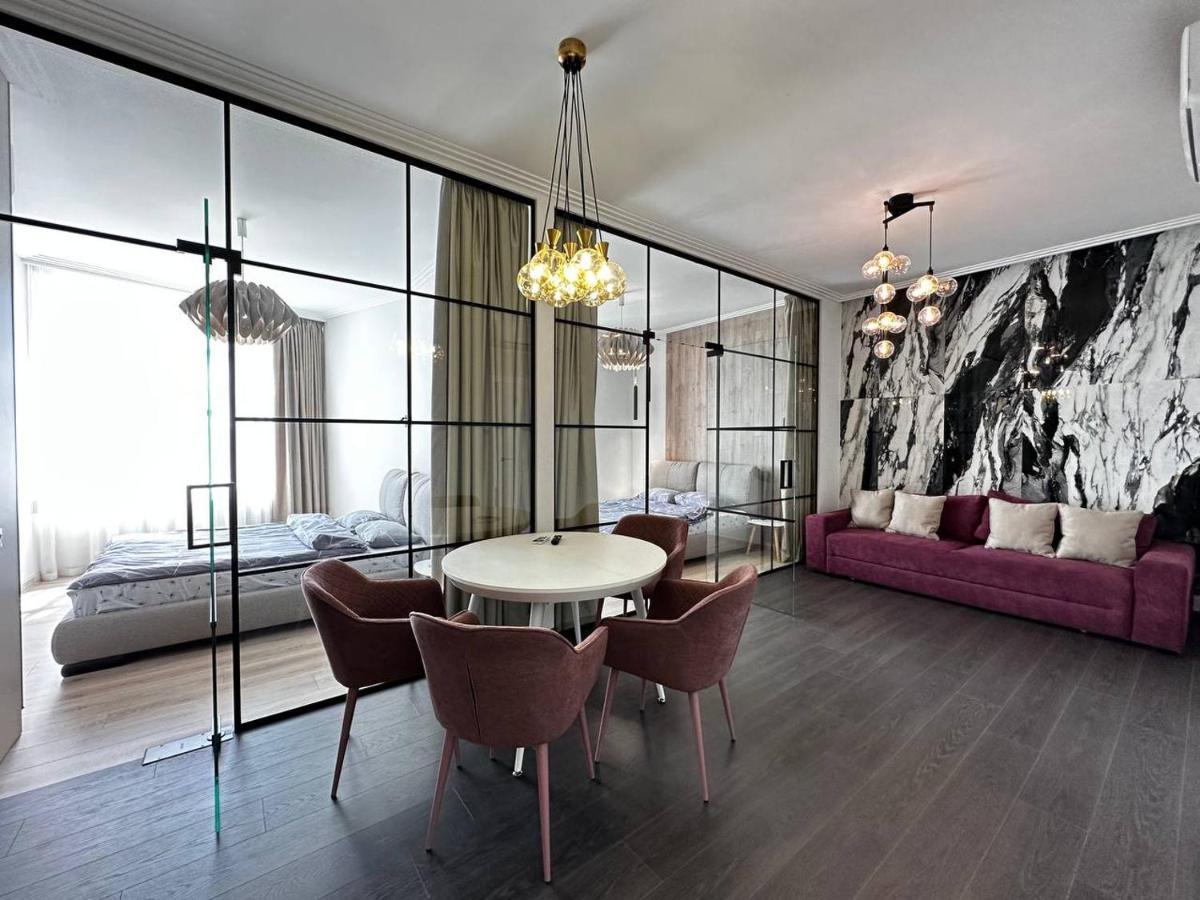 Sea Symphony 3-Bedrooms Lux Apartment Odessa Exteriör bild