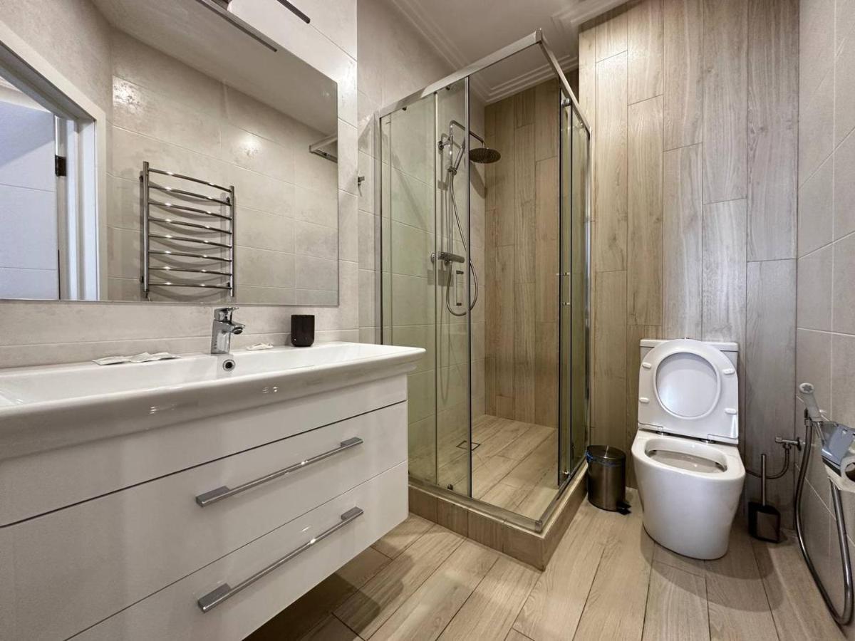 Sea Symphony 3-Bedrooms Lux Apartment Odessa Exteriör bild